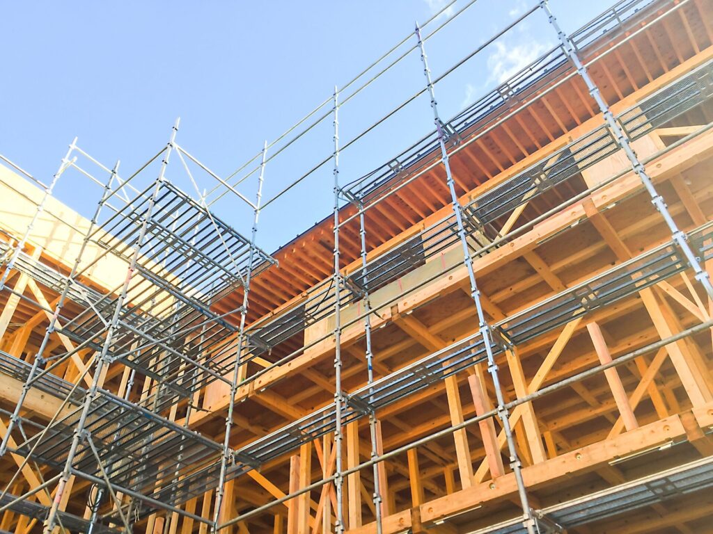 アパートの建て替え